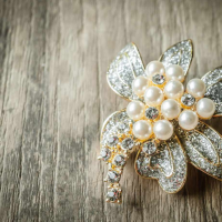 Four Tips On How To Date A Vintage Brooch